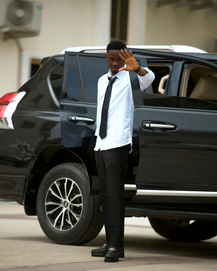 كراء السيارات في الناظور سعر ابتداء من 200 درهم